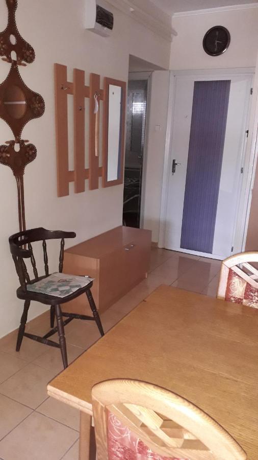 Annika Apartman Eger Bagian luar foto